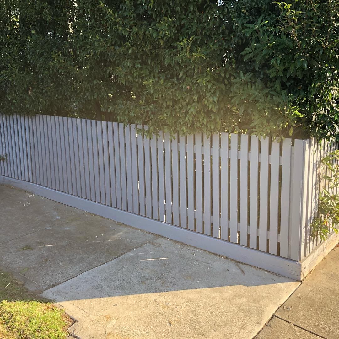 Picket Fence & Automated Gate — Oakleigh